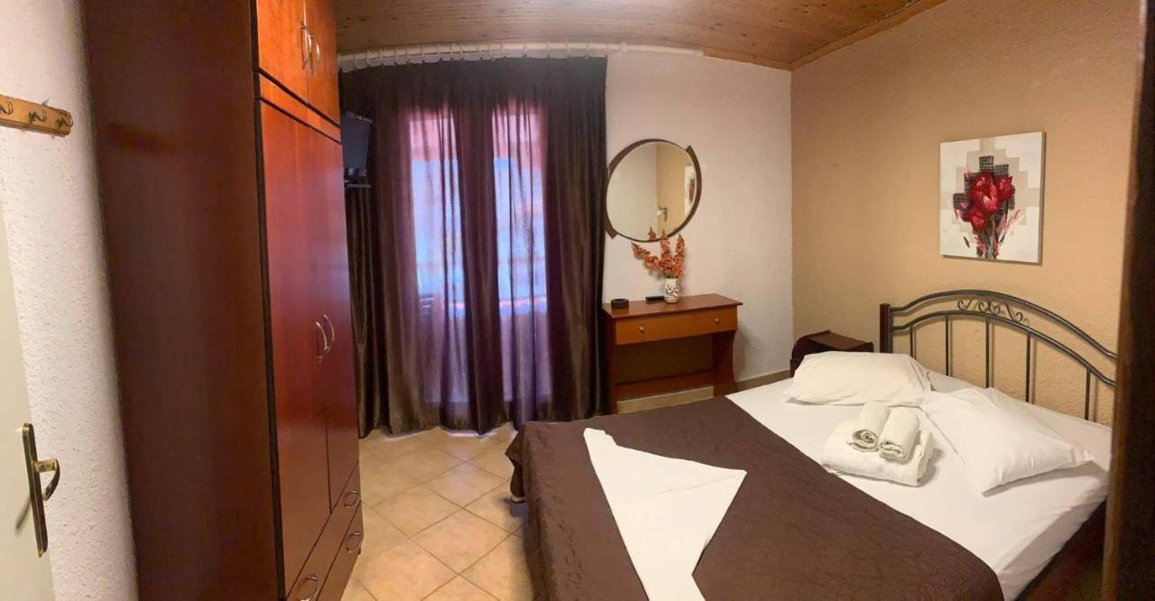 Dora Sarti Hotel Eksteriør billede